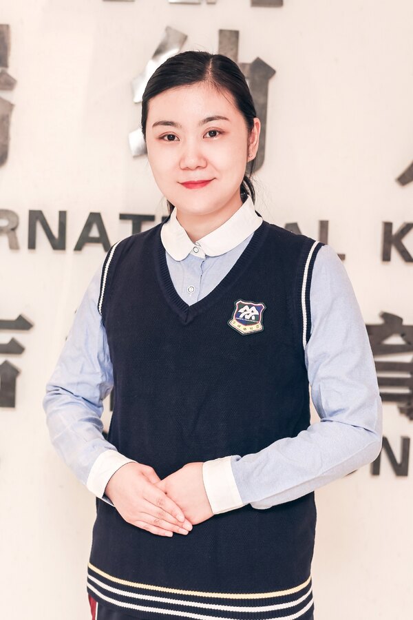 园长 文婷